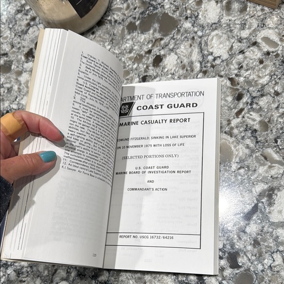 The Wreck of the Edmund Fitzgerald Book - Picture 8 of 10